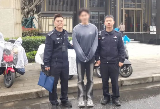他假扮富二代诈骗了1000万，给主播打赏了700万-博彩技巧-博彩策略论坛